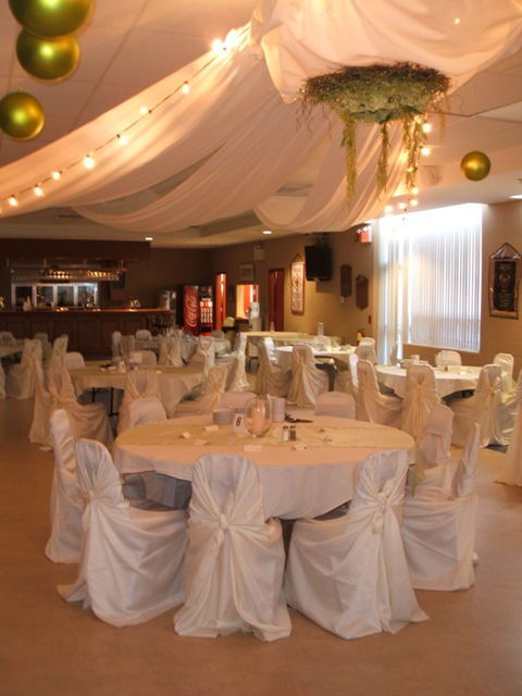 weddingwithceilingdec
